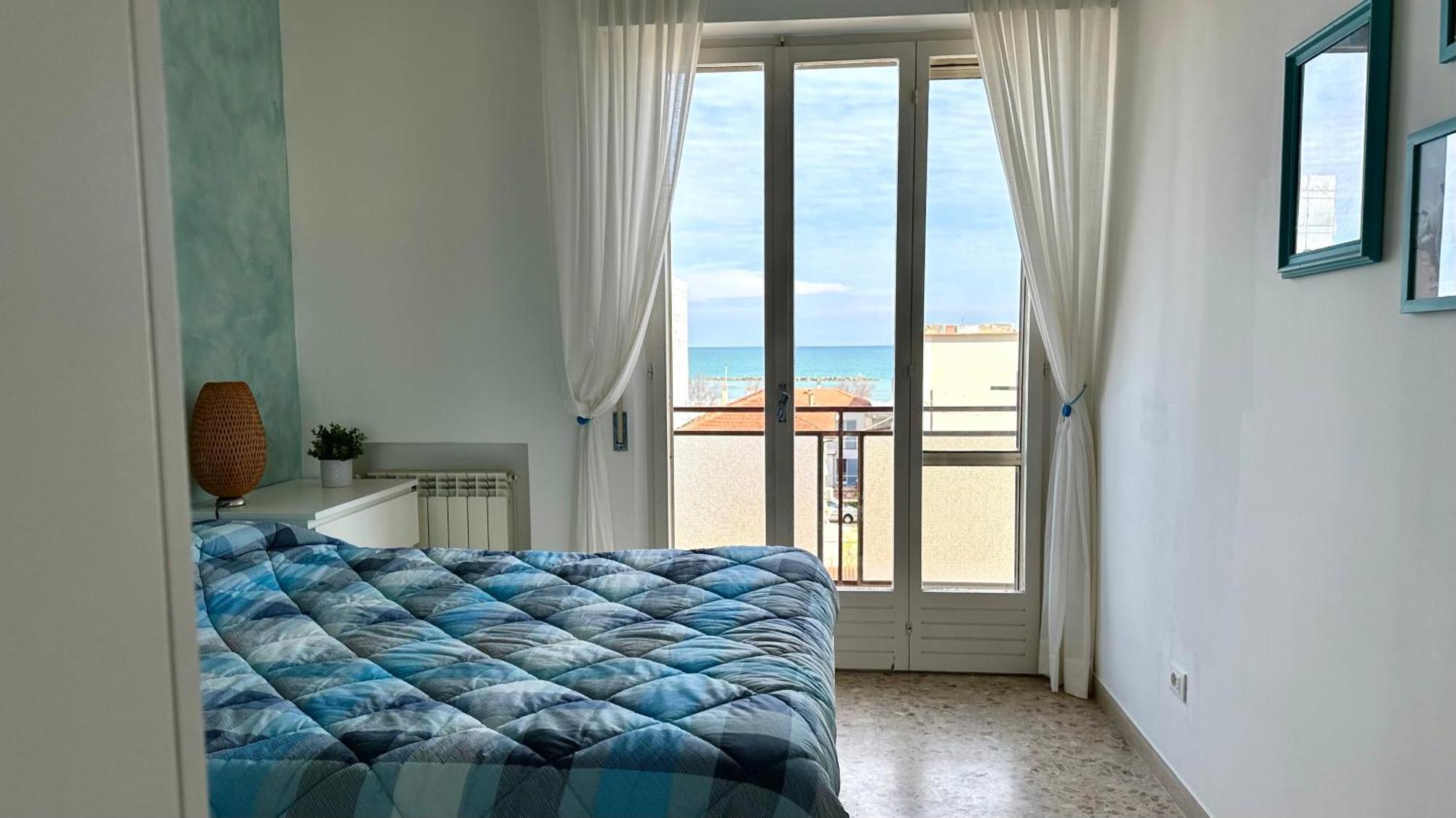 Se041 - Senigallia, Quadrilocale Accessoriato A 150Mt Dal Mare Luaran gambar